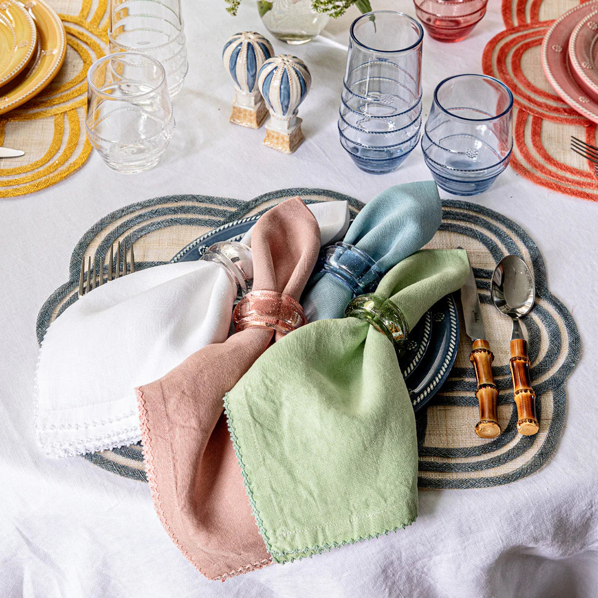 Berry Scallop Napkin, Set of 4