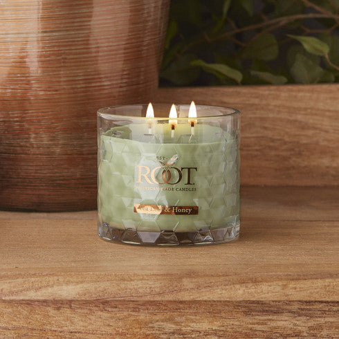 Tea Leaf & Honey 3-Wick Honeycomb Candle