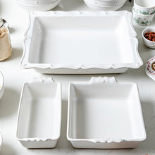 Berry & Thread Baking 3-Piece Set