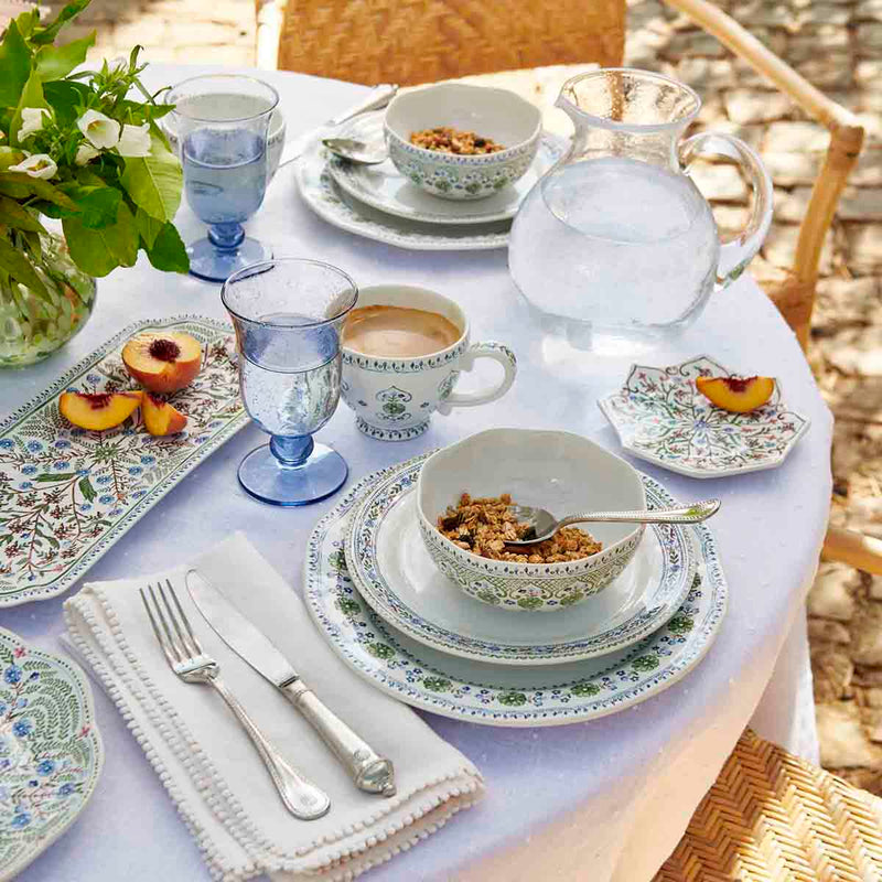 Villa Seville Place Setting