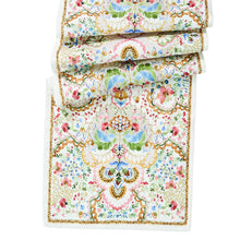 Sofia Table Runner